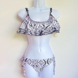 Raisins‎ Aztec Print Shayla Ruffle Bikini Set, M